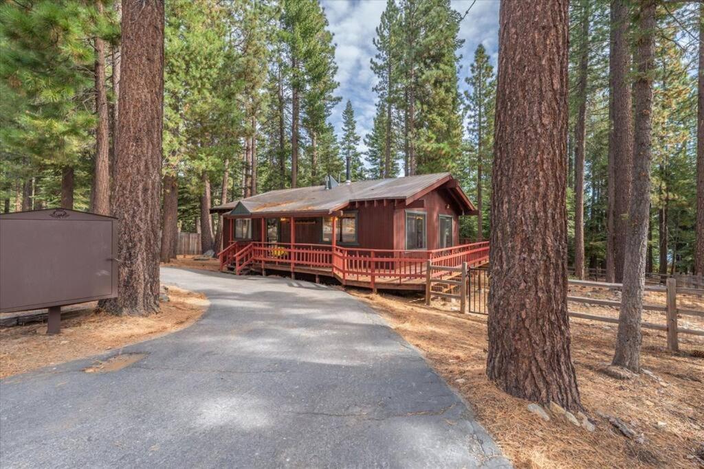 Cozy Pet-Friendly Cabin W Fenced-In Yard Close To Slopes Beach Town Carnelian Bay Luaran gambar