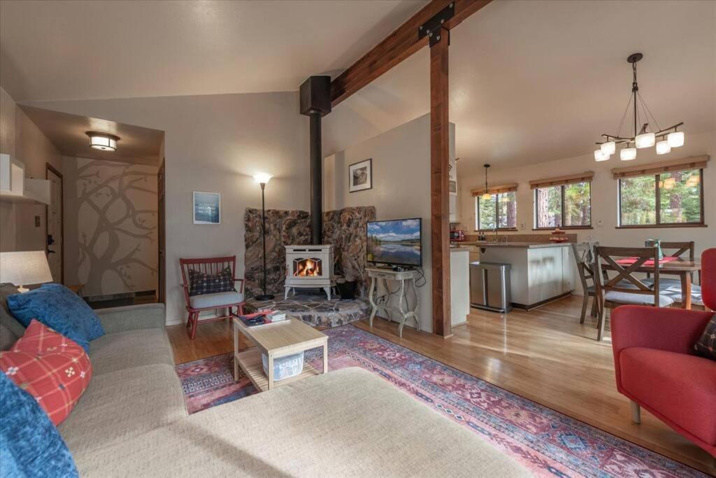 Cozy Pet-Friendly Cabin W Fenced-In Yard Close To Slopes Beach Town Carnelian Bay Luaran gambar